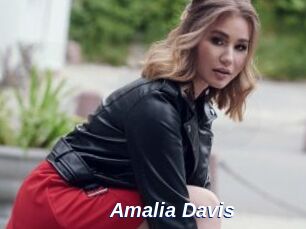 Amalia_Davis