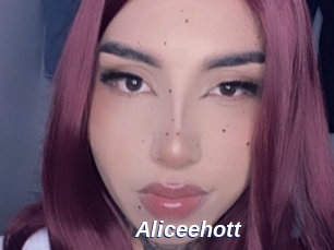 Aliceehott