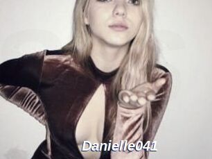 Danielle041