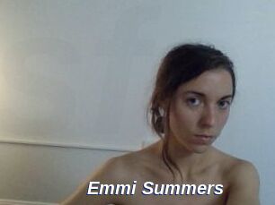 Emmi_Summers