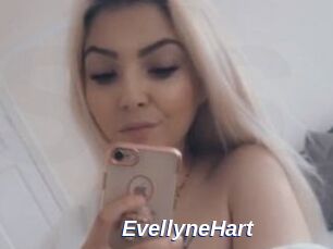 EvellyneHart