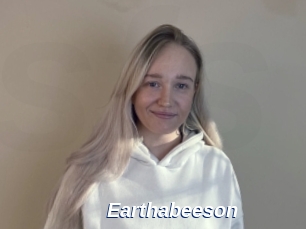 Earthabeeson