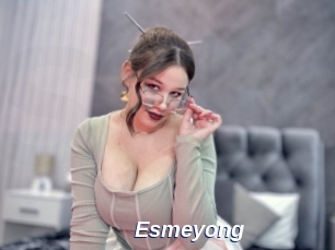 Esmeyong