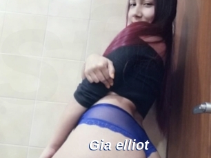 Gia_elliot