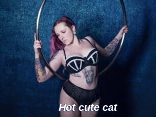 Hot_cute_cat