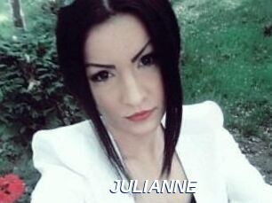 JULIANNE_