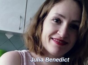 Julia_Benedict