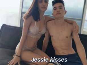 Jessie_kisses