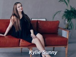 Kylie_Sunny