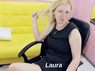 Laura_Tease