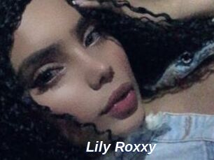 Lily_Roxxy