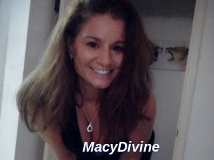 Macy_Divine