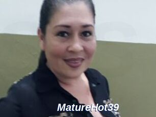 MatureHot39