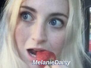 Melanie_Daisy