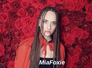 MiaFoxie