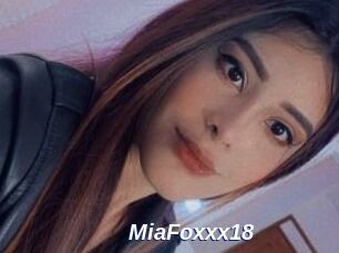 MiaFoxxx18