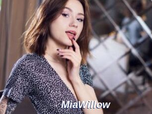 MiaWillow