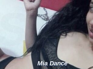 Mia_Dance