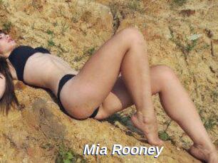 Mia_Rooney