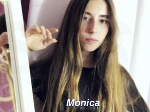 Monica_