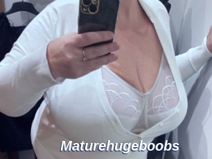 Maturehugeboobs