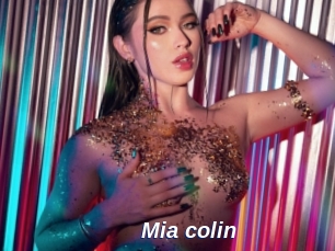 Mia_colin