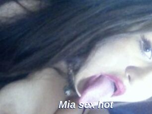 Mia_sex_hot