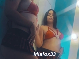 Miafox33