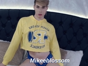 Mikeeblossom