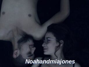 Noahandmiajones