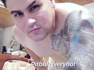 Pitbullyveryhot