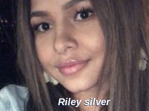 Riley_silver