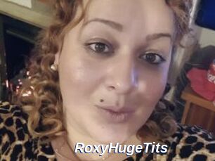 RoxyHugeTits