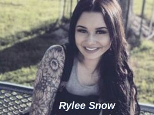 Rylee_Snow