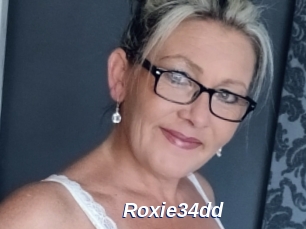 Roxie34dd