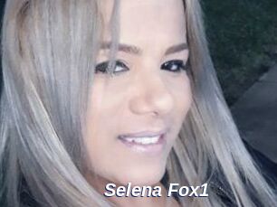 Selena_Fox1