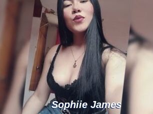 Sophiie_James