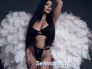 Selena_hott