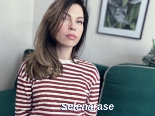 Selenarase