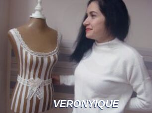 VERONYIQUE