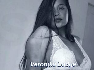 Veronika_Lodge